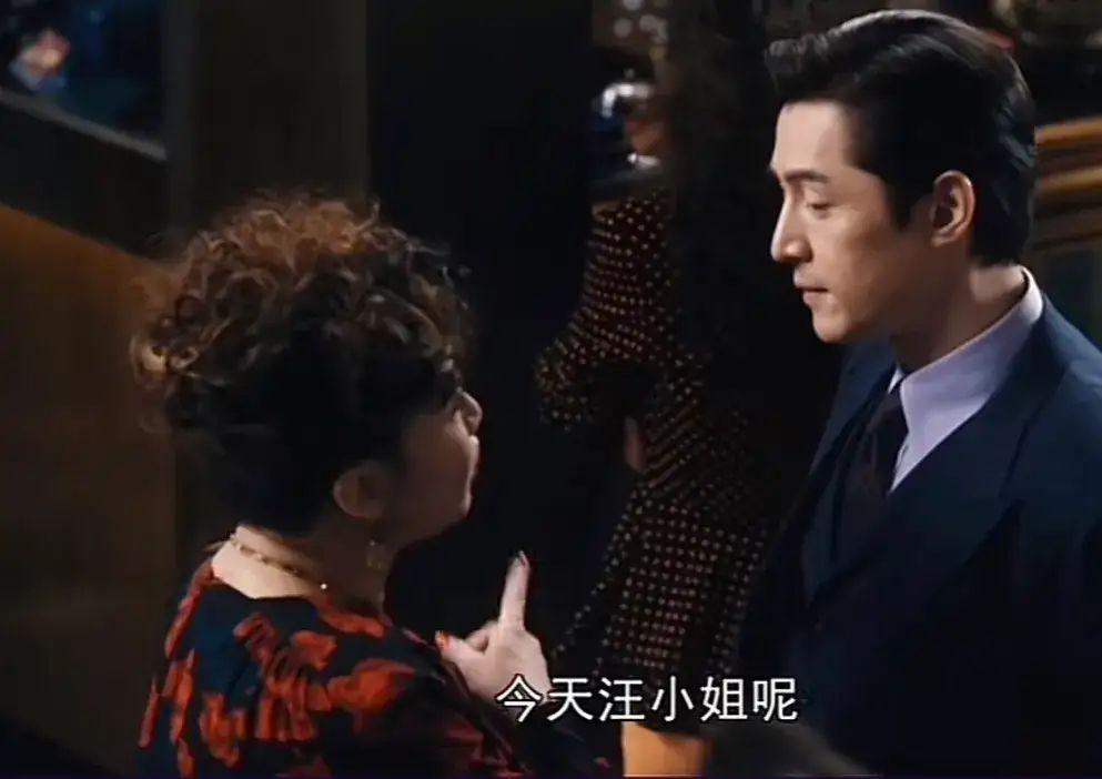 潜龙电视剧剧情介绍(潜龙剧情介绍)